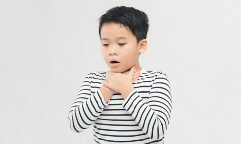 Trẻ ho kéo dài: Nguyên nhân và cách chăm sóc
