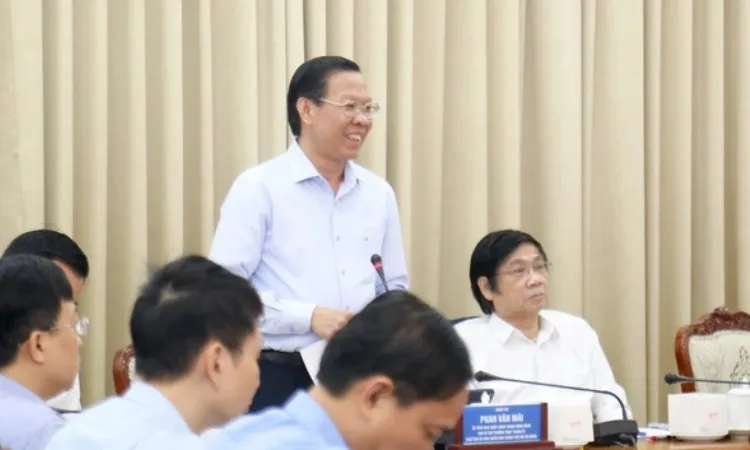 Tăng cường liên kết vùng và hoàn thiện mô hình đa trung tâm của TPHCM