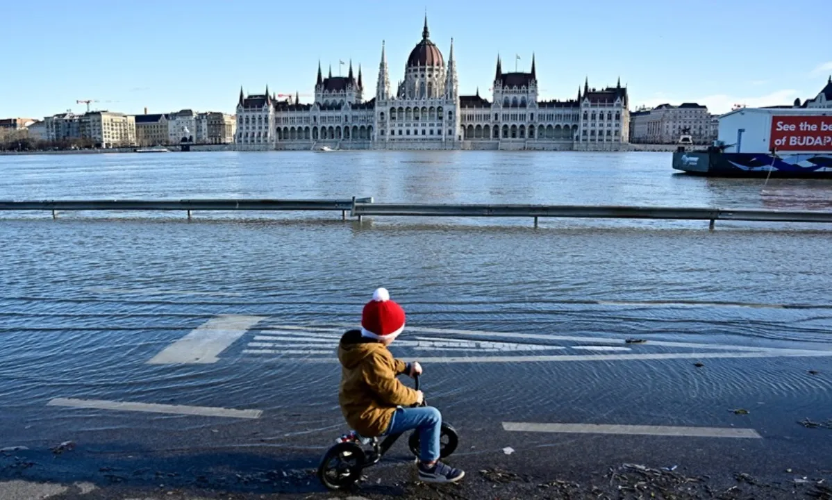 Nước sông Danube tại Budapest dâng cao kỷ lục so với cách đây 10 năm