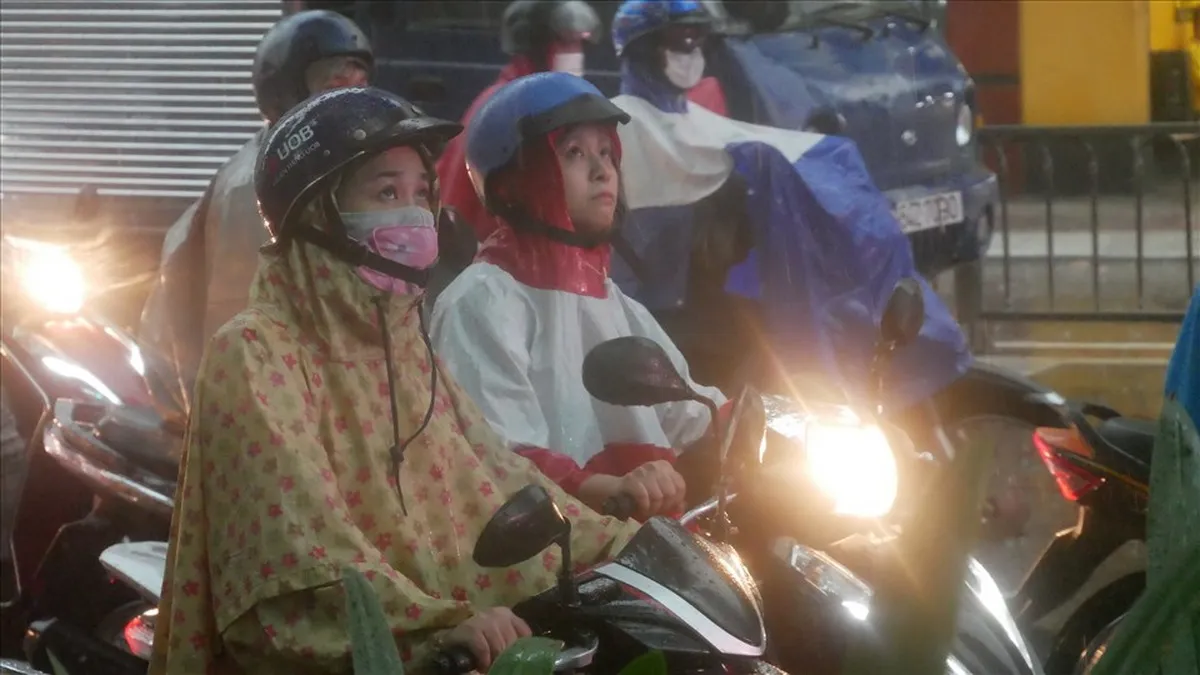 TPHCM cận Tết còn mưa, chuyên gia nói gì ?