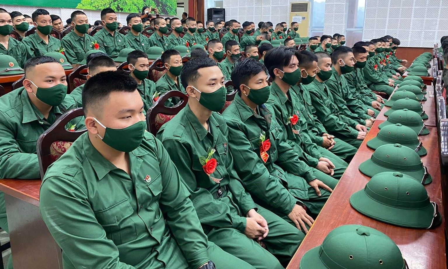 Người bị loạn thị, mù màu vẫn có thể tham gia nghĩa vụ quân sự