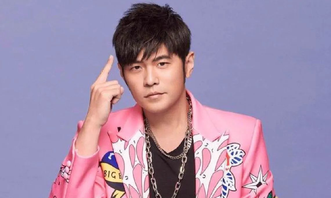 Châu Kiệt Luân và những chia sẻ trong chương trình đêm giao thừa của đài CNN