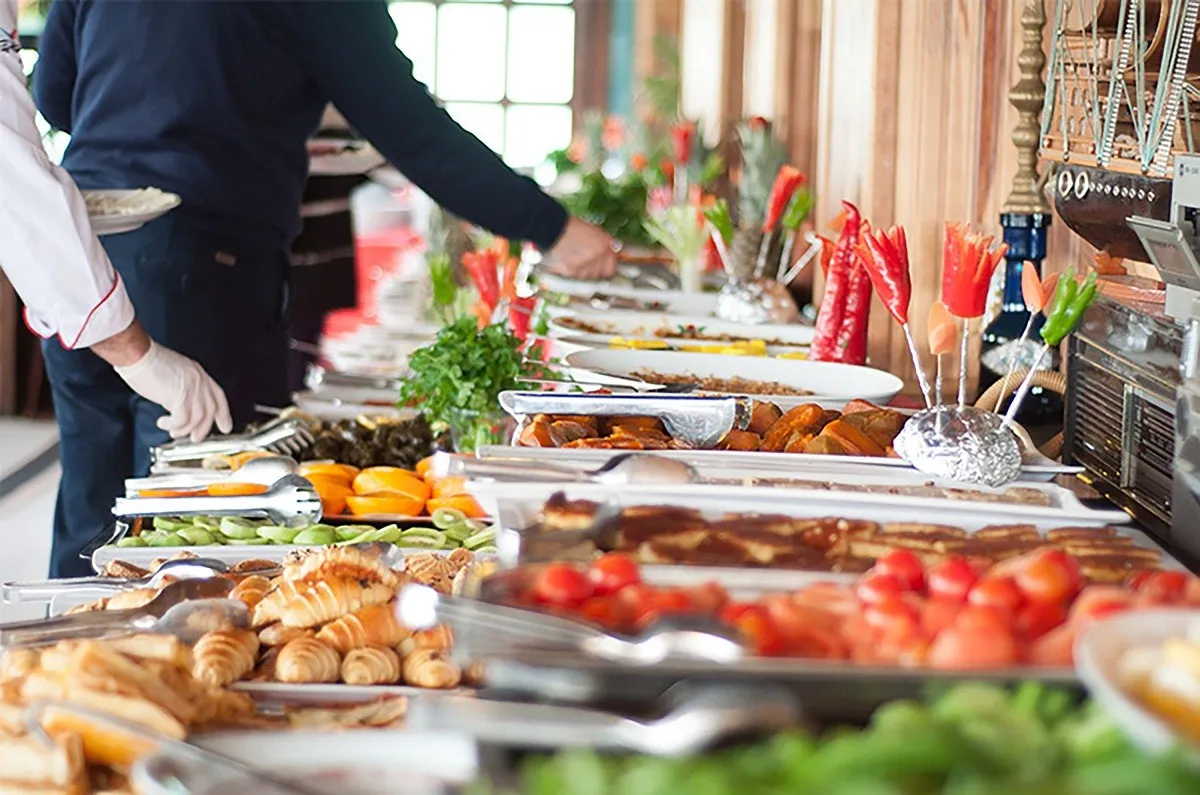 Những quy tắc cần biết khi ăn buffet