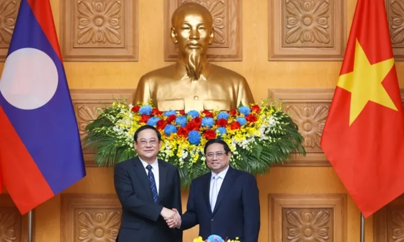 Việt Nam-Lào thúc đẩy các dự án hợp tác trọng điểm