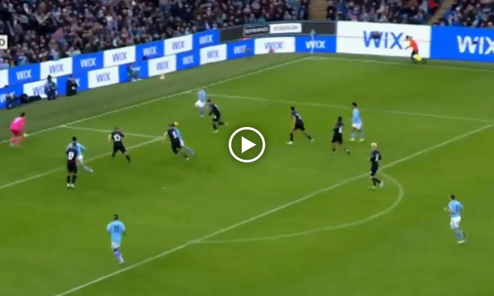 VIDEO: De Bruyne khiến CĐV Man City phát cuồng với đường kiến tạo thần sầu chỉ sau 17 phút vào sân