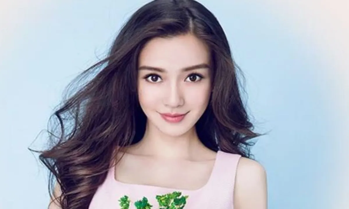 Angelababy được dỡ bỏ lệnh phong sát ngầm sau nghi án đến xem show khỏa thân?