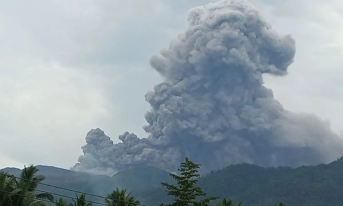 Indonesia: Núi lửa Dukono trong tình trạng cảnh báo mức 2 phun trào