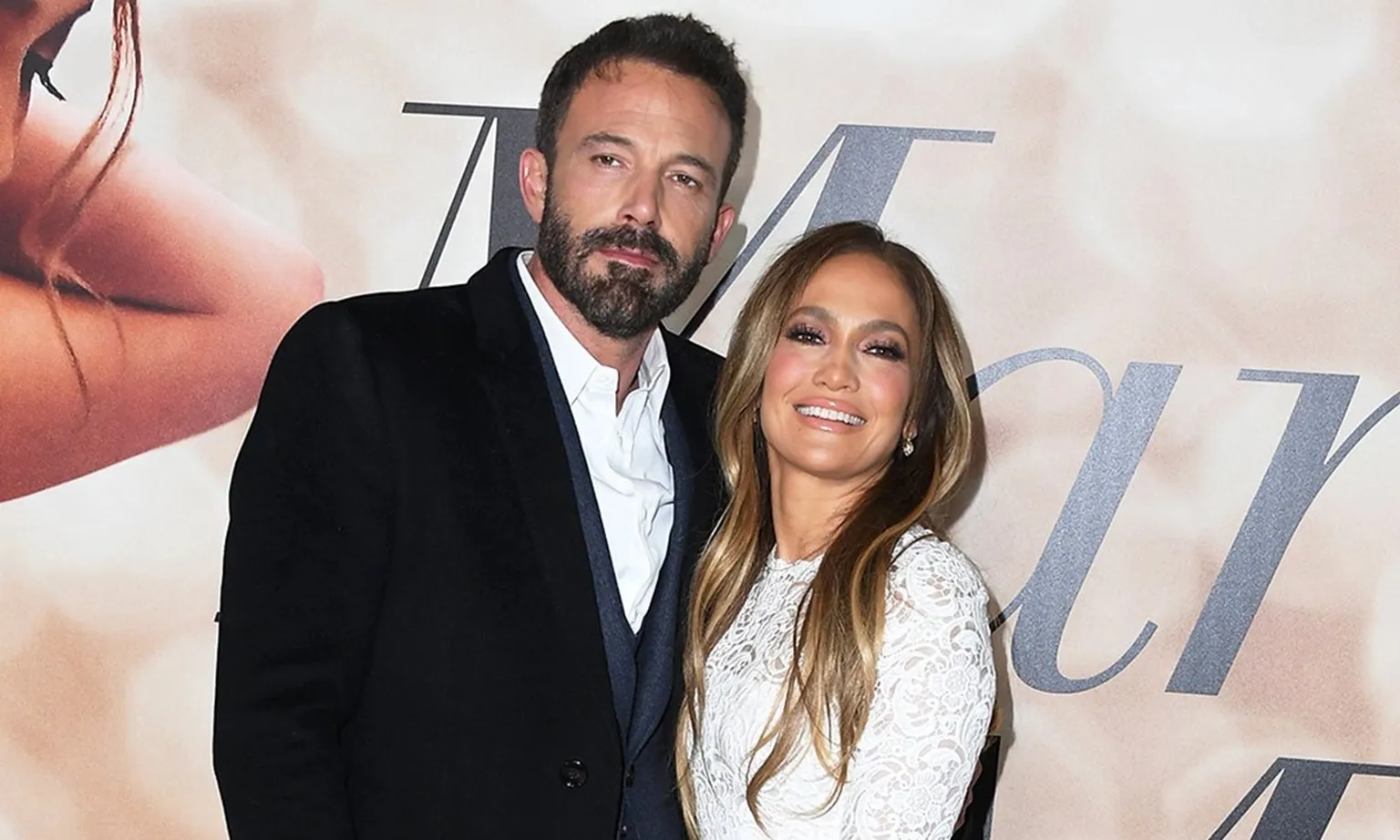 Cặp sao Jennifer Lopez và Ben Affleck gặp rắc rối trong hôn nhân?