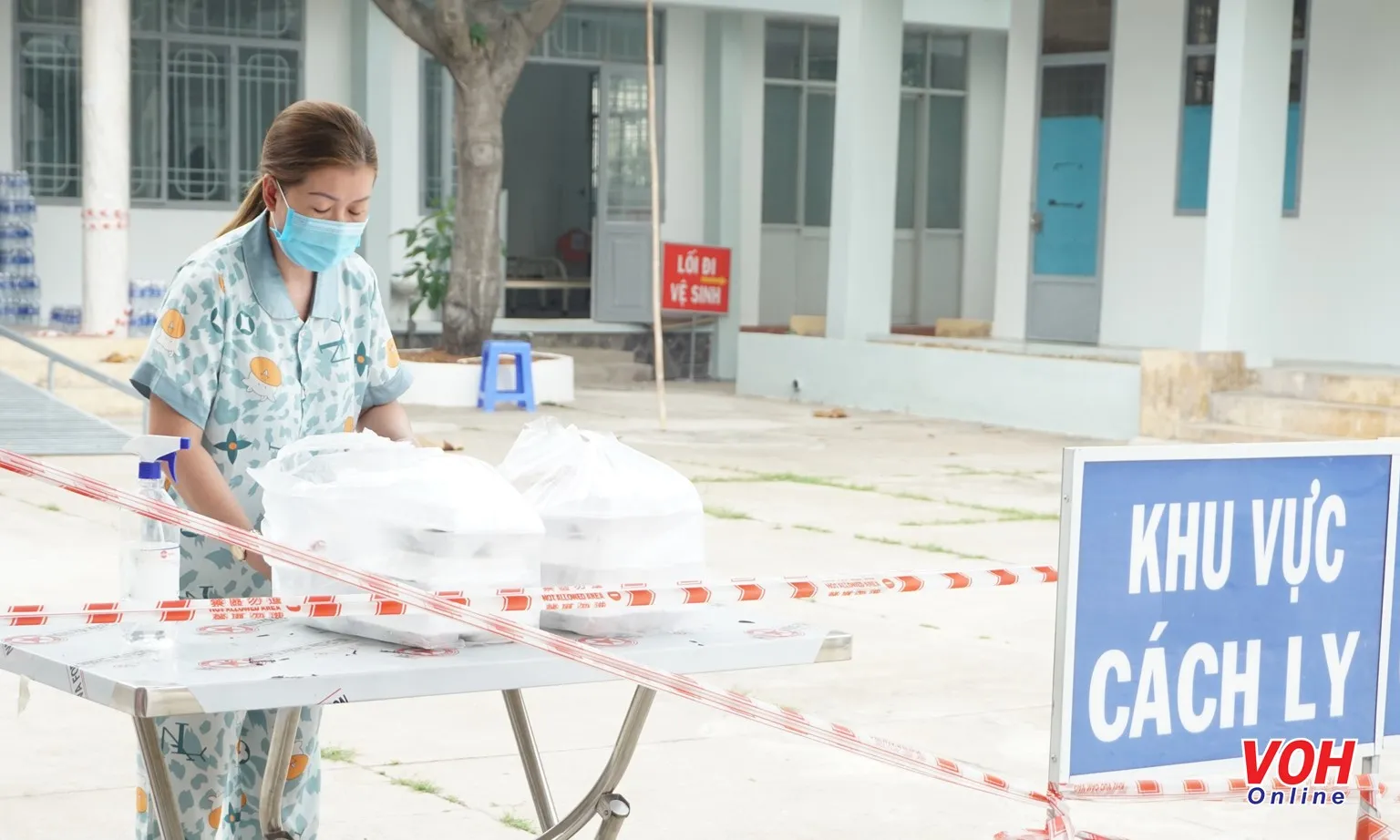 Chương II - Bài 1: Dòng chảy yêu thương giữa tâm dịch Covid-19