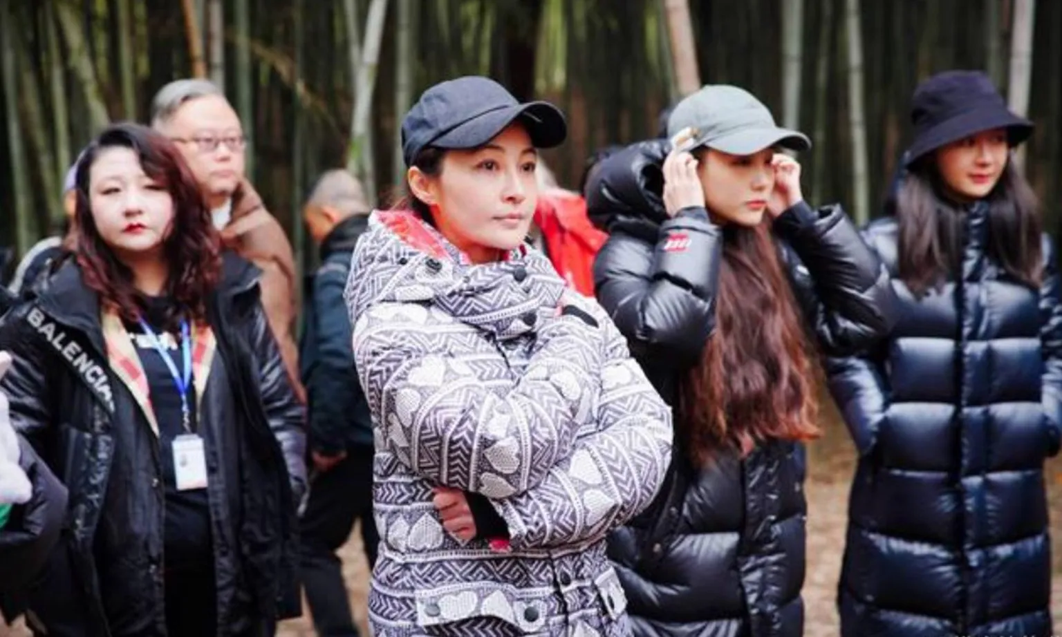 Sau bê bối tình ái với người đã có vợ, Diêu Địch giờ chuyển sang làm đạo diễn