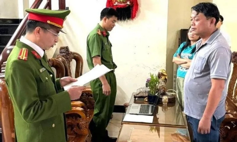 Khởi tố giám đốc công ty mua bán hóa đơn trái phép hàng tỷ đồng