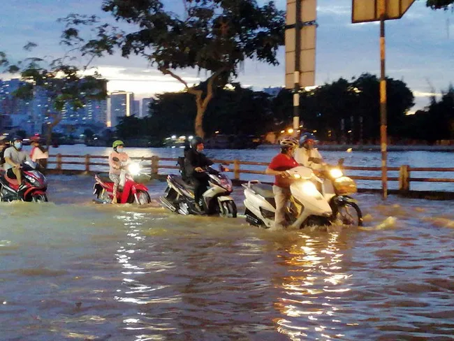 Nam bộ ngày nắng - triều cường lên nhanh