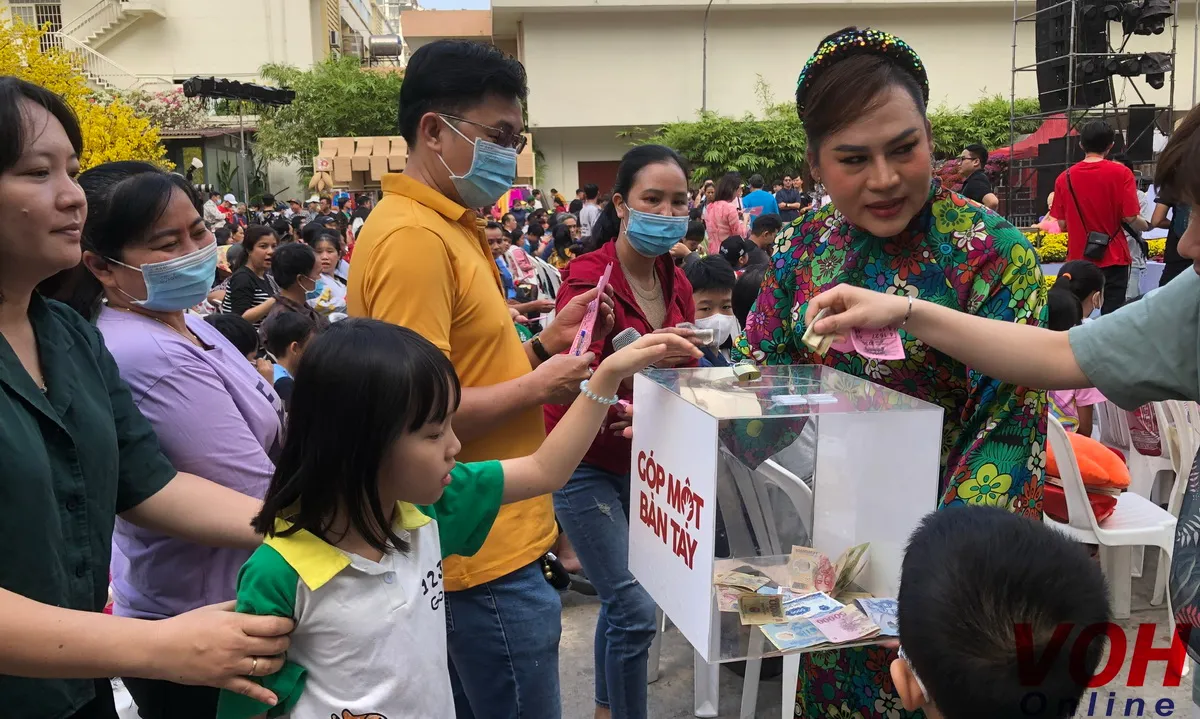 “Tết sum vầy đong đầy nhân ái” dành cho người nhiễm và ảnh hưởng bởi HIV/AIDS