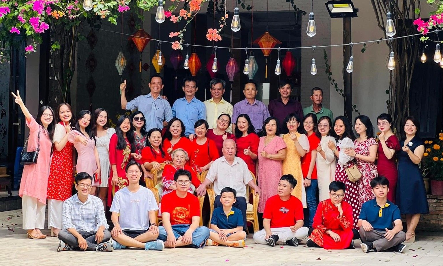 Tết nội – Tết ngoại: Khéo vun vén, nội ngoại cùng vui