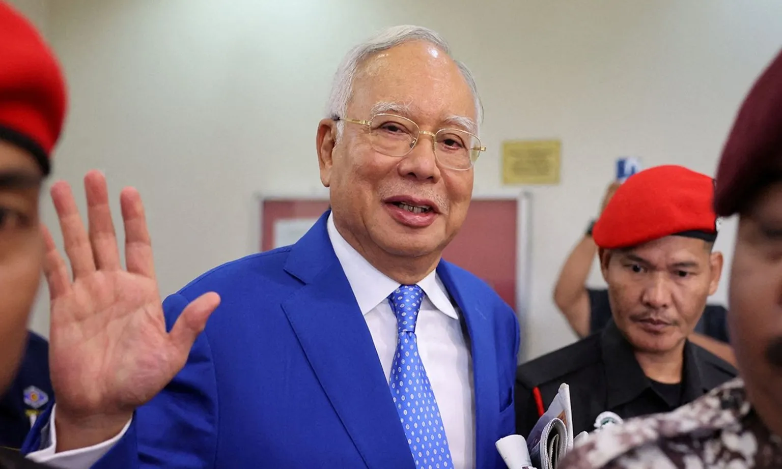 Malaysia giảm án tù cho cựu Thủ tướng Najib Razak