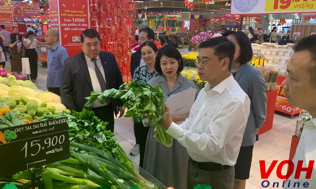 Central Retail tăng 20% lượng hàng thiết yếu phục vụ Tết Giáp Thìn 2024