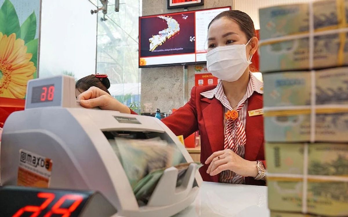 Tổng tiền gửi ngân hàng đạt mức cao kỷ lục