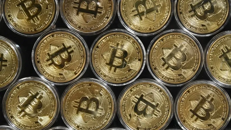 Đồng Bitcoin trở lại mốc 50.000 USD