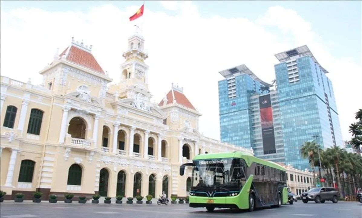 Mùng 5 Tết: Nam Bộ nắng nóng, Bắc Bộ đến Trung Bộ có mưa vài nơi