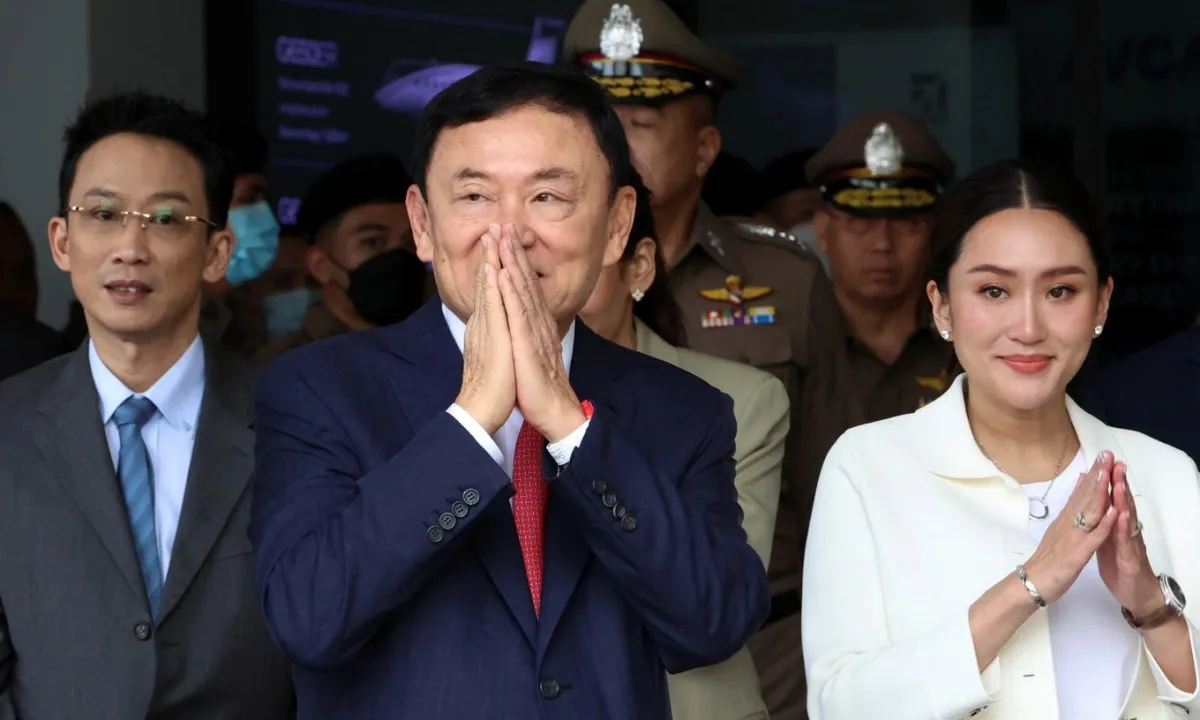 Cựu Thủ tướng Thái Lan Thaksin Shinawatra được trả tự do vào ngày mai