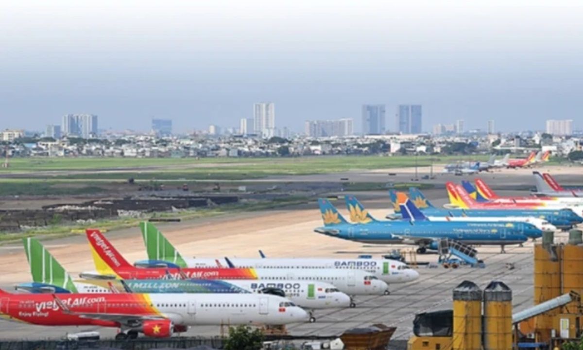 Vé máy bay Tết: Cục hàng không yêu cầu báo cáo về tình trạng khó mua, giá cao
