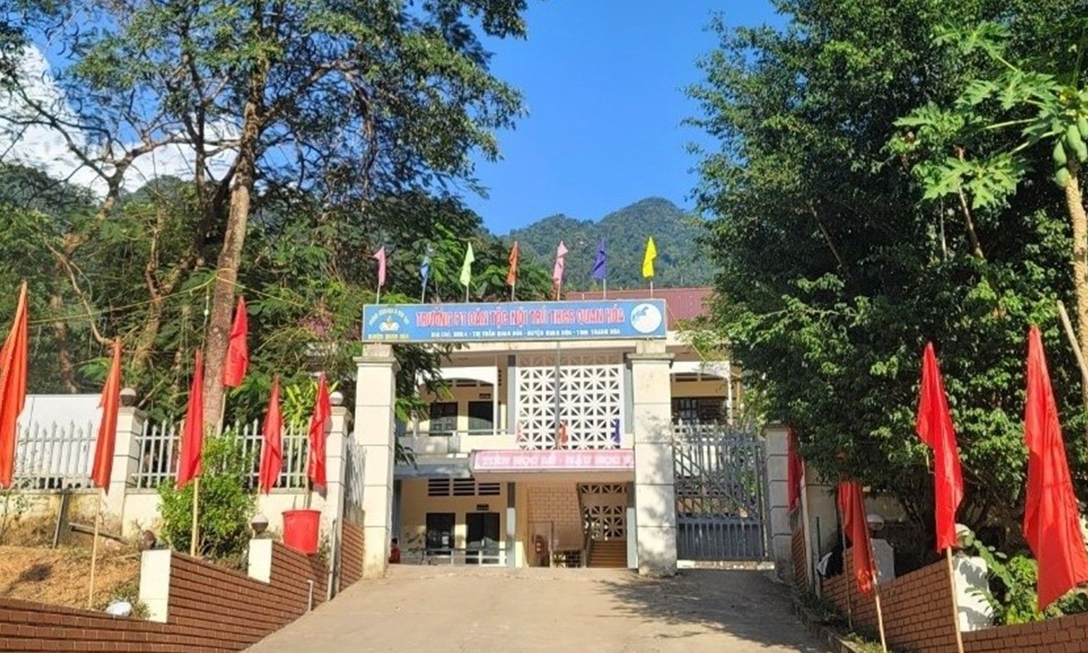 Thanh Hóa: Phát hiện nhiều vi phạm trong bữa ăn học sinh tại 8 trường dân tộc nội trú