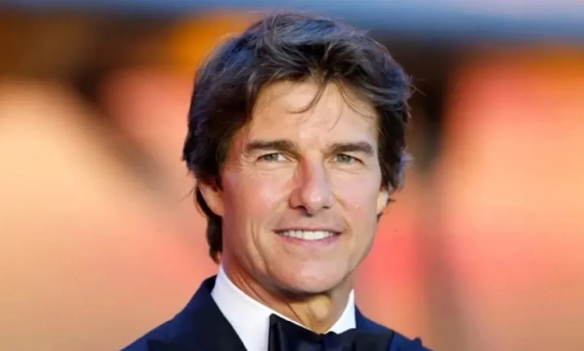 Tom Cruise bị đồn chia tay bạn gái sau 2 tháng, nhưng vẫn muốn tiếp tục làm bạn