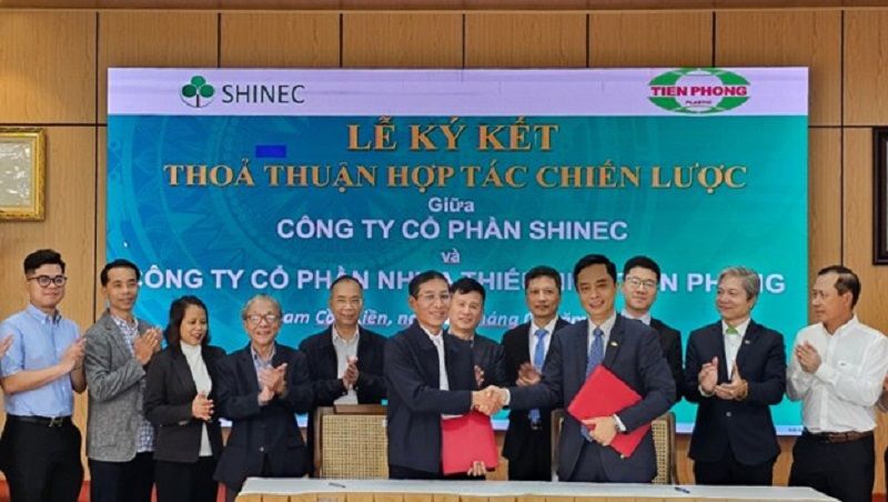 Nhựa Tiền Phong và Shinec hợp tác chiến lược phát triển kinh tế bền vững