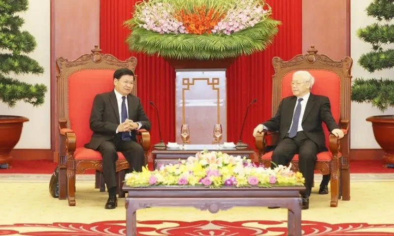 Tăng cường hơn nữa quan hệ đoàn kết đặc biệt Việt Nam-Lào