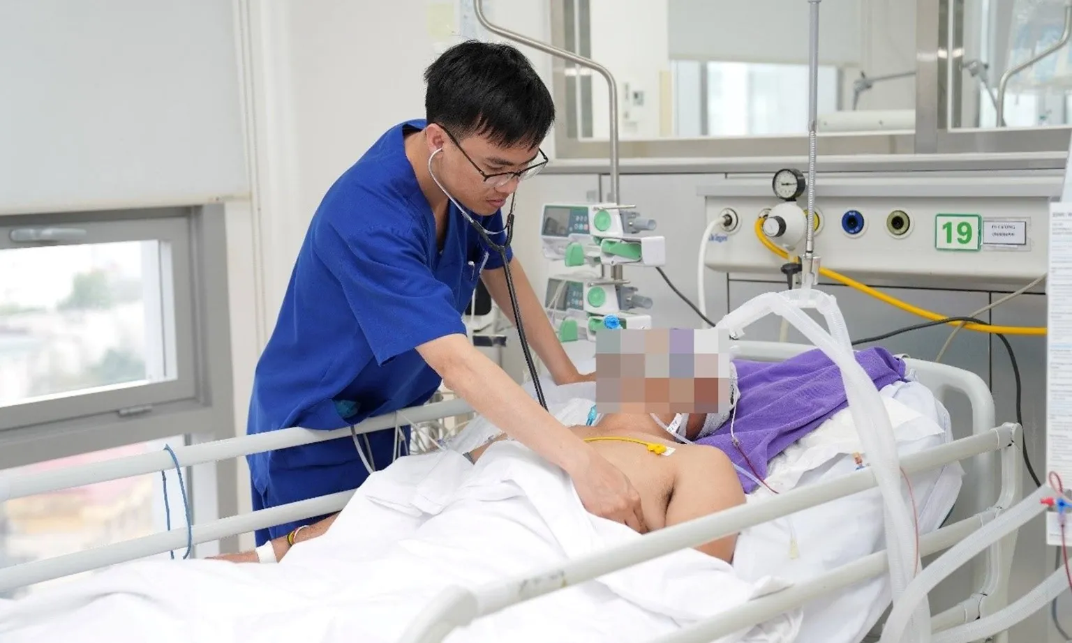 Việt Nam phấn đấu có 15 bác sĩ trên 10.000 dân vào năm 2025
