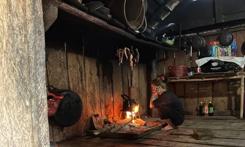 Đi tìm việc, cô gái Hre bị lừa vào quán karaoke, massage