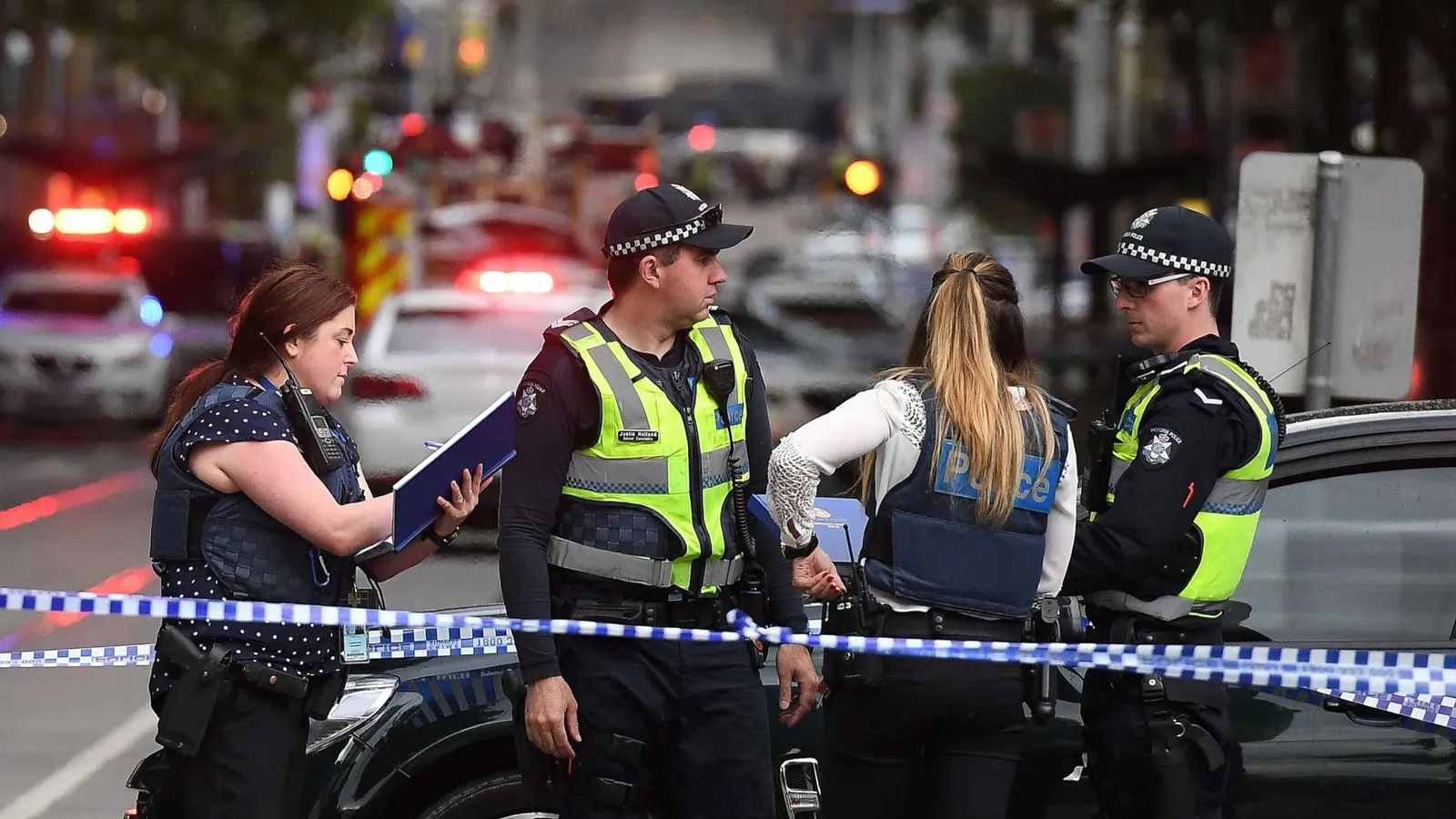 Thiếu niên 15 tuổi bị bắt vì đâm dao ở Australia