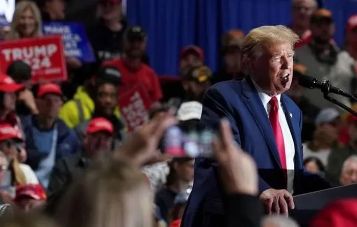 Cựu Tổng thống Mỹ Donald Trump chiến thắng tại 3 bang