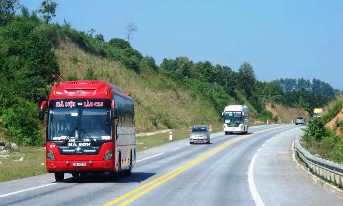 Kiểm tra, tổ chức lại giao thông các tuyến cao tốc quy mô 2 làn xe