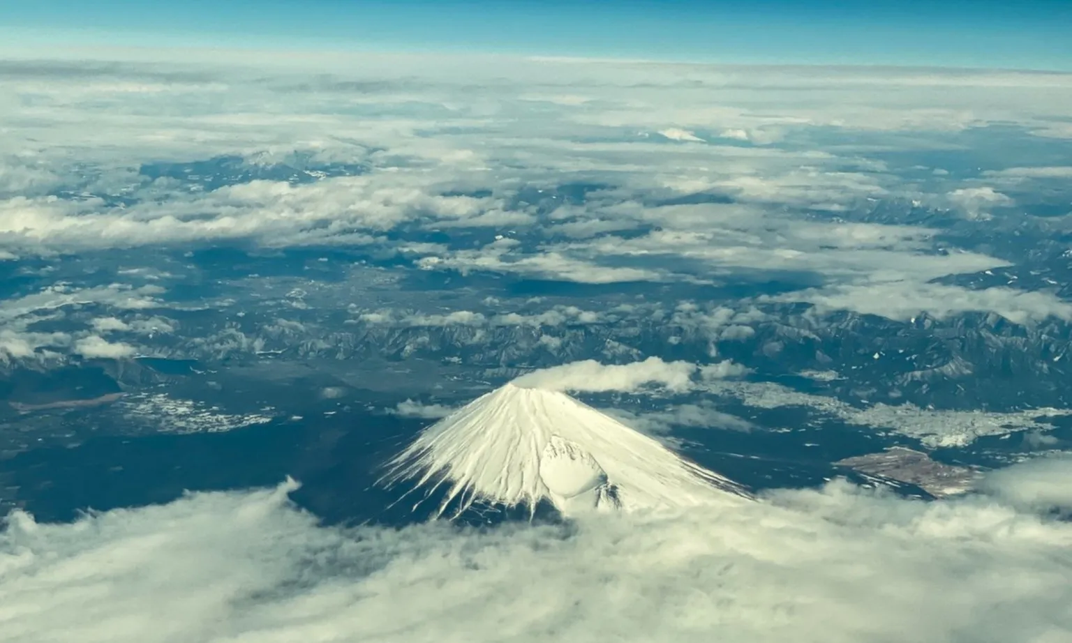 Nhật Bản: Du khách leo núi Phú Sĩ sẽ phải trả phí 13 USD