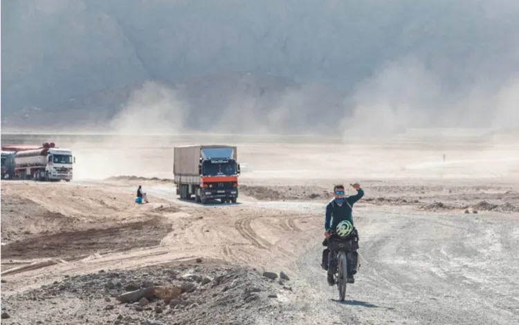 Người đàn ông Ireland đạp xe vòng quanh thế giới