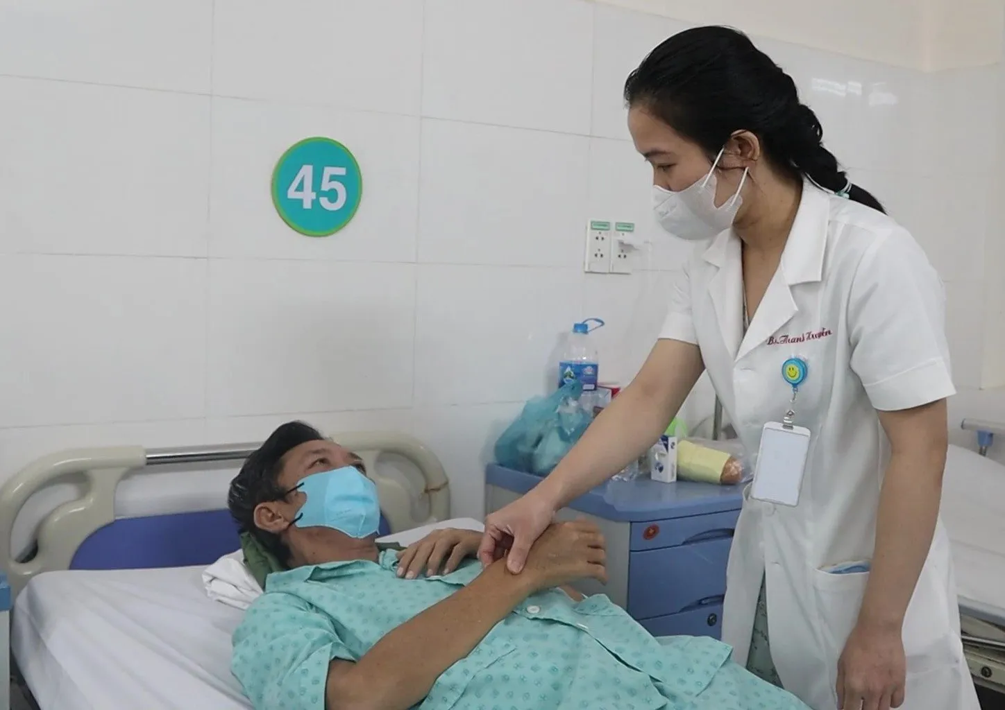 Cắt bướu, bảo tồn thận thành công cho người bệnh có thận độc nhất