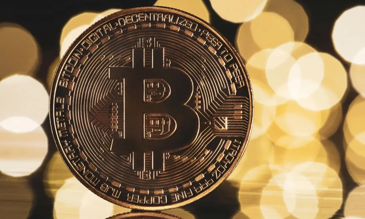 Giá Bitcoin hôm nay 20/3/2024: Bitcoin giảm thấp nhất hai tuần