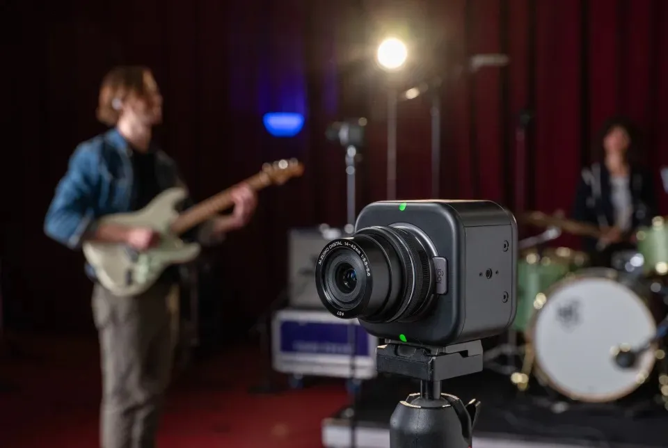 Mevo Core: Camera livestream 4k mới nhất của Logitech giá 999 đô la