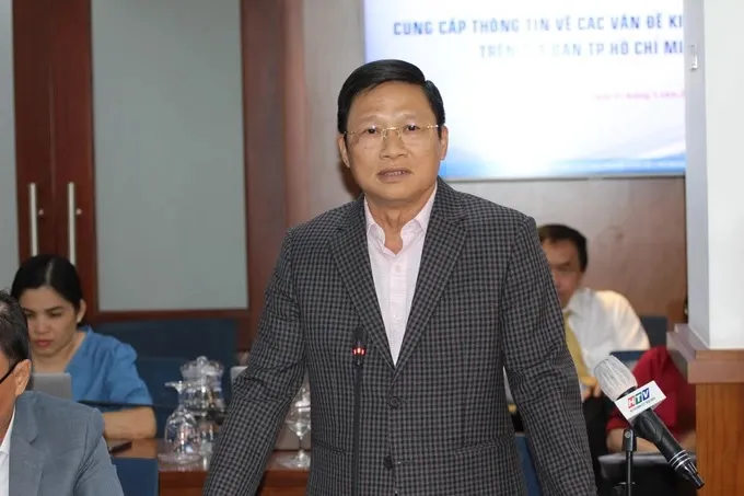 Ngân hàng thông tin vụ nợ thẻ từ 8,5 triệu thành 8,8 tỷ