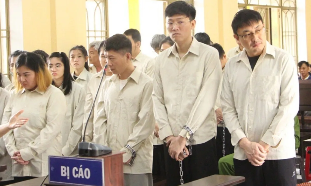 Hoãn xét xử đường dây cho vay lãi nặng hơn 20.000 tỷ do người Trung Quốc cầm đầu