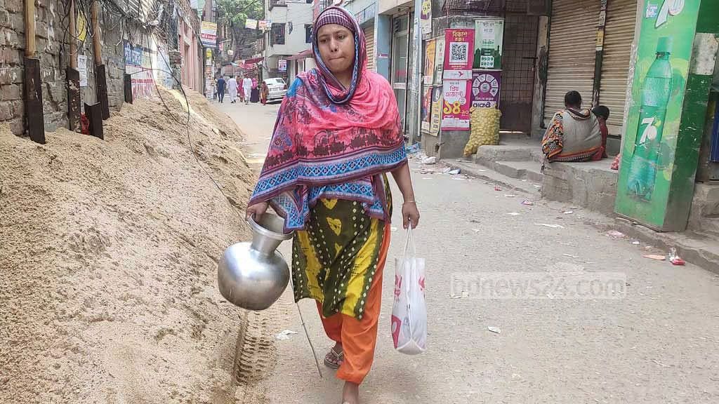 Thiếu nước sạch ngày càng nghiêm trọng tại thành phố lớn của Bangladesh