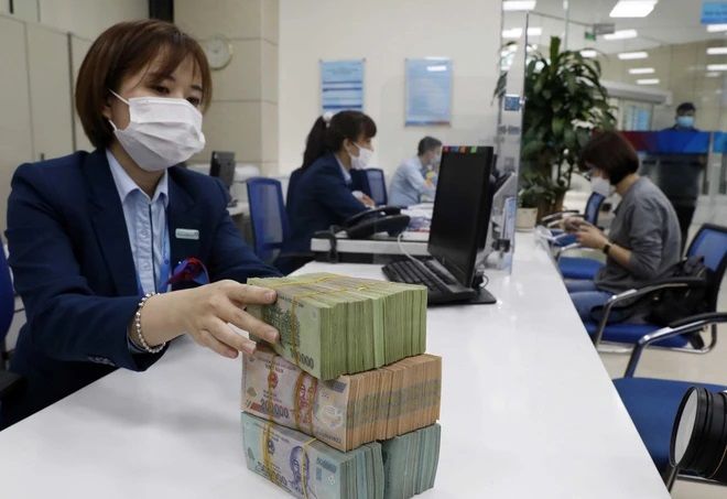 Ngân hàng nào đang huy động vốn với mức lãi suất cao nhất sau khi lãi suất 6% biến mất?