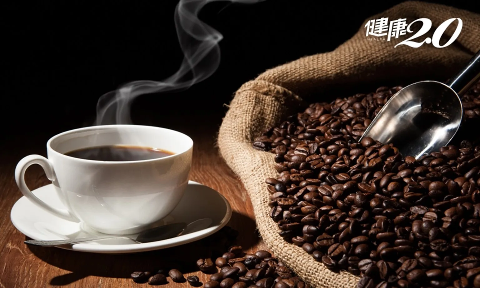 Uống cà phê có gây loãng xương không?