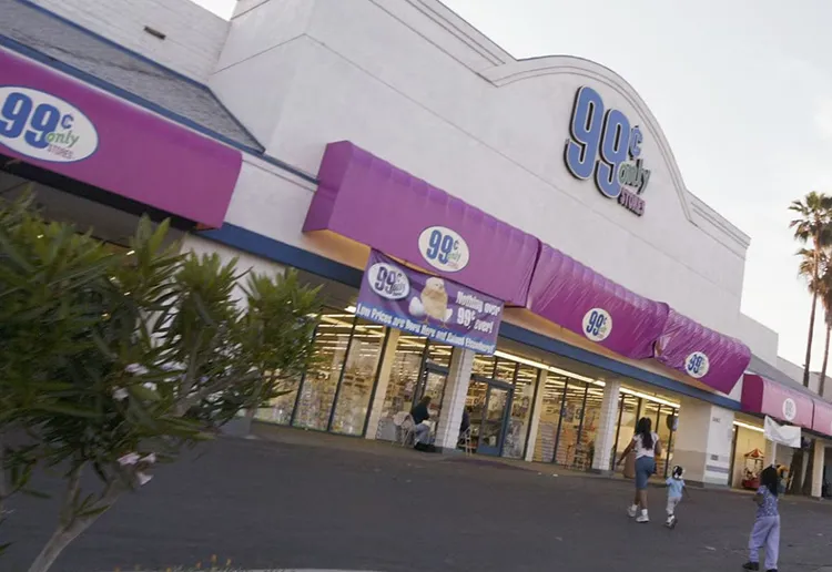 Chuỗi cửa hàng “99 xu” đóng cửa trên khắp nước Mỹ