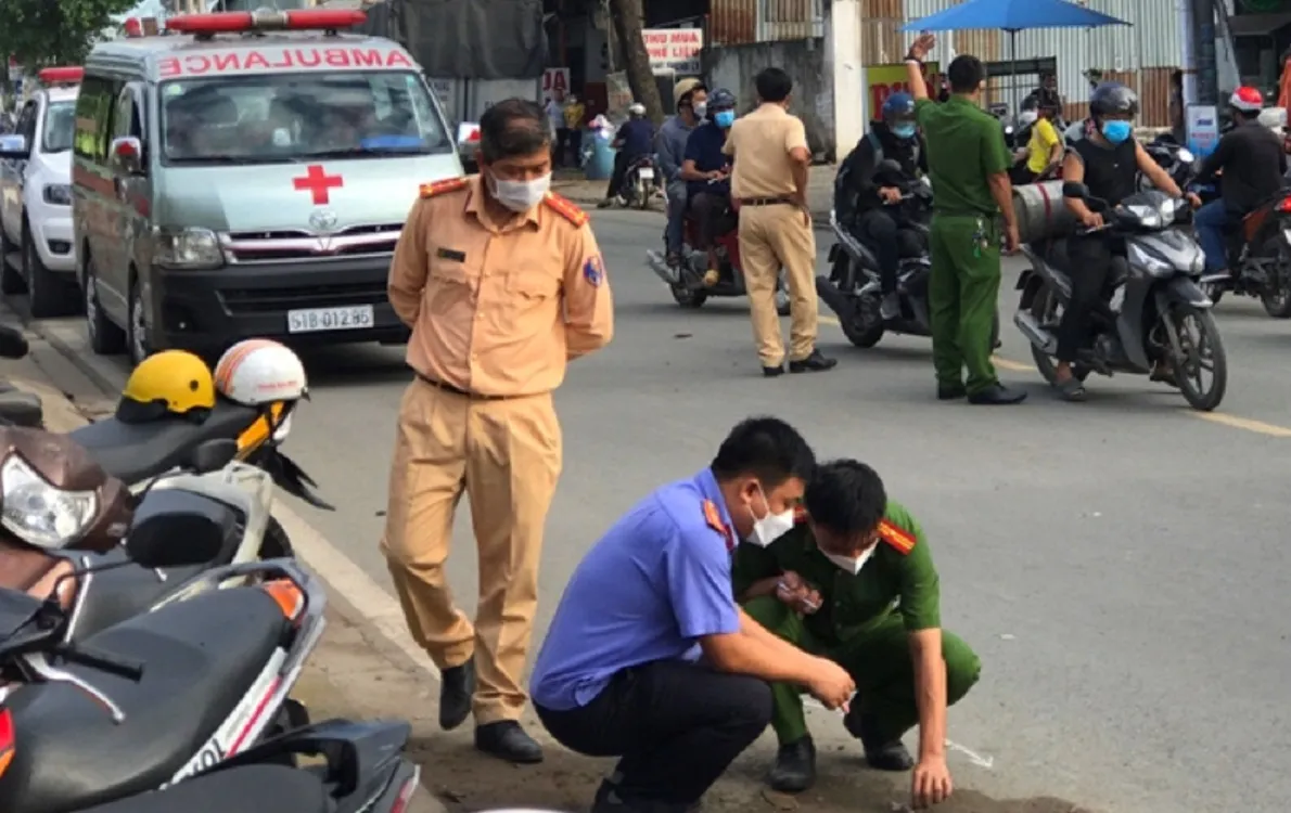 Truy tìm người lái xe ben gây tai nạn, bỏ mặc nạn nhân