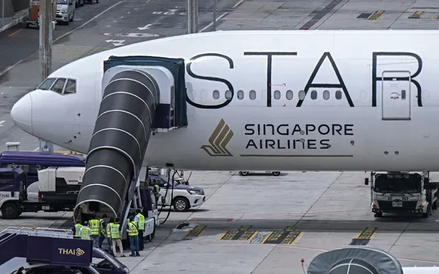 Xác định nguyên nhân khiến hành khách bị thương trong vụ máy bay Singapore Airlines nhiễu động